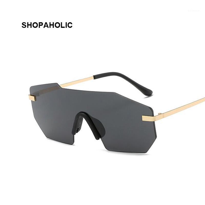 Fashion Sunglasses Women Designer Vintage Sun Glasses Female steampunk Goggles Retro Glasses for Women Gafas Oculos1
Fashion Sunglasses Women Designer Vintage Sun Glasses Female steampunk Goggles Retro Glasses for Women Gafas Oculos1