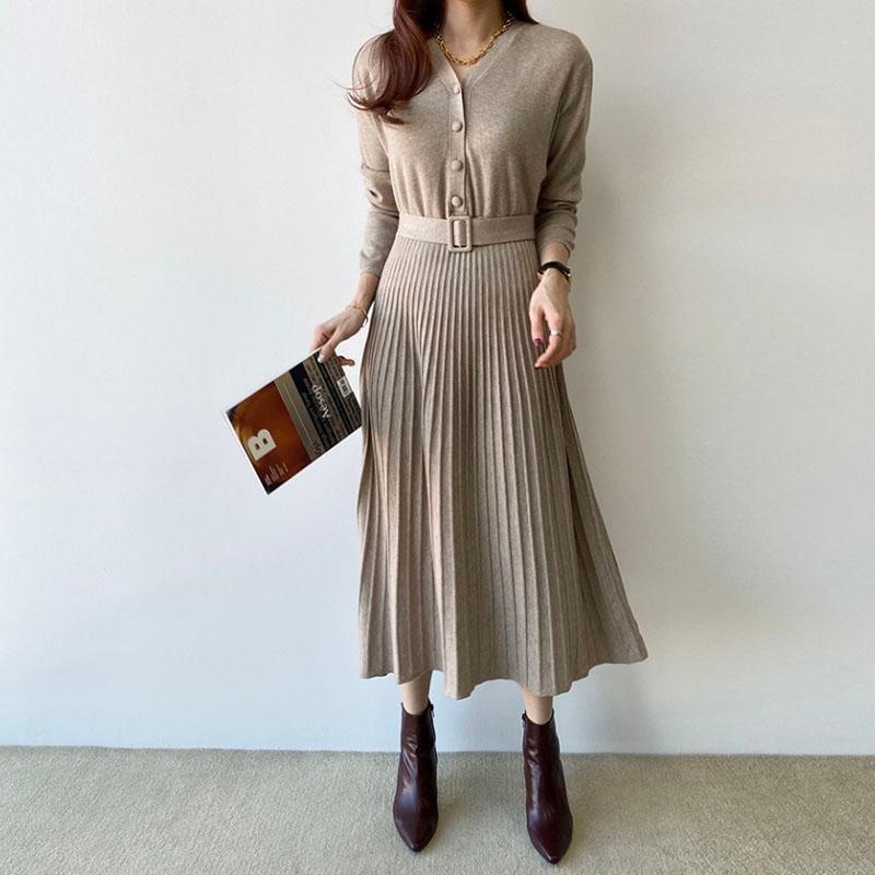 chic belt Korea style knitted women dress button sash long sleeve midi dress solid khaki black pleated elegant
chic belt Korea style knitted women dress button sash long sleeve midi dress solid khaki black pleated elegant