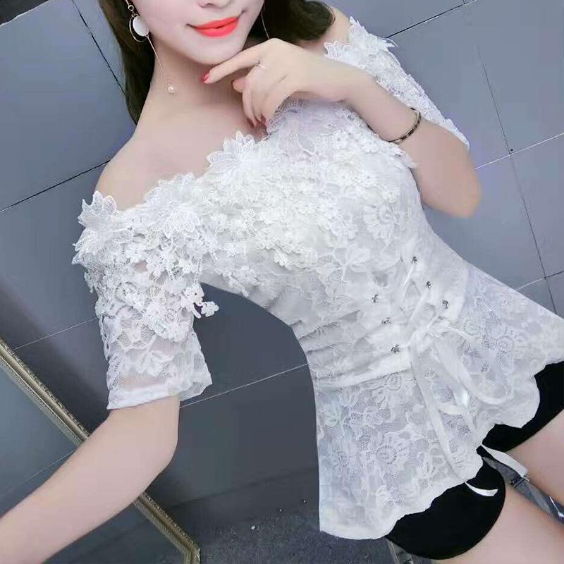 2020 New Slash neck Short sleeve women dress Sexy Club Lace solid short fashion slim shirts off shoulder crop top shirts, Black
2020 New Slash neck Short sleeve women dress Sexy Club Lace solid short fashion slim shirts off shoulder crop top shirts, Black