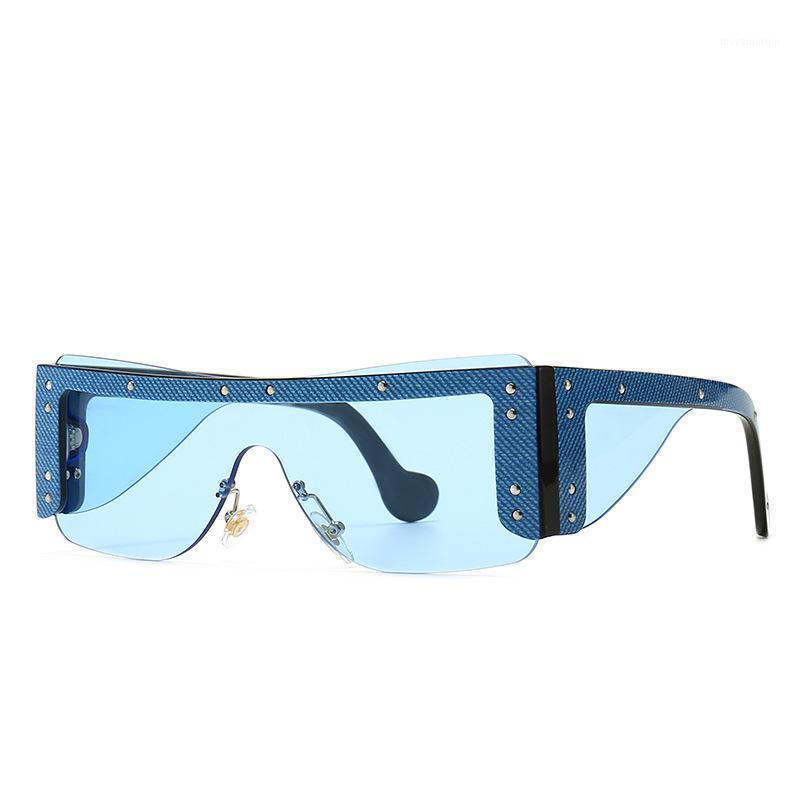 2020 Design Fashion Rimless Sunglasses Women Men Vintage Oversized Siamese Rivet Cowboy Decoration Sun Glasses1
2020 Design Fashion Rimless Sunglasses Women Men Vintage Oversized Siamese Rivet Cowboy Decoration Sun Glasses1