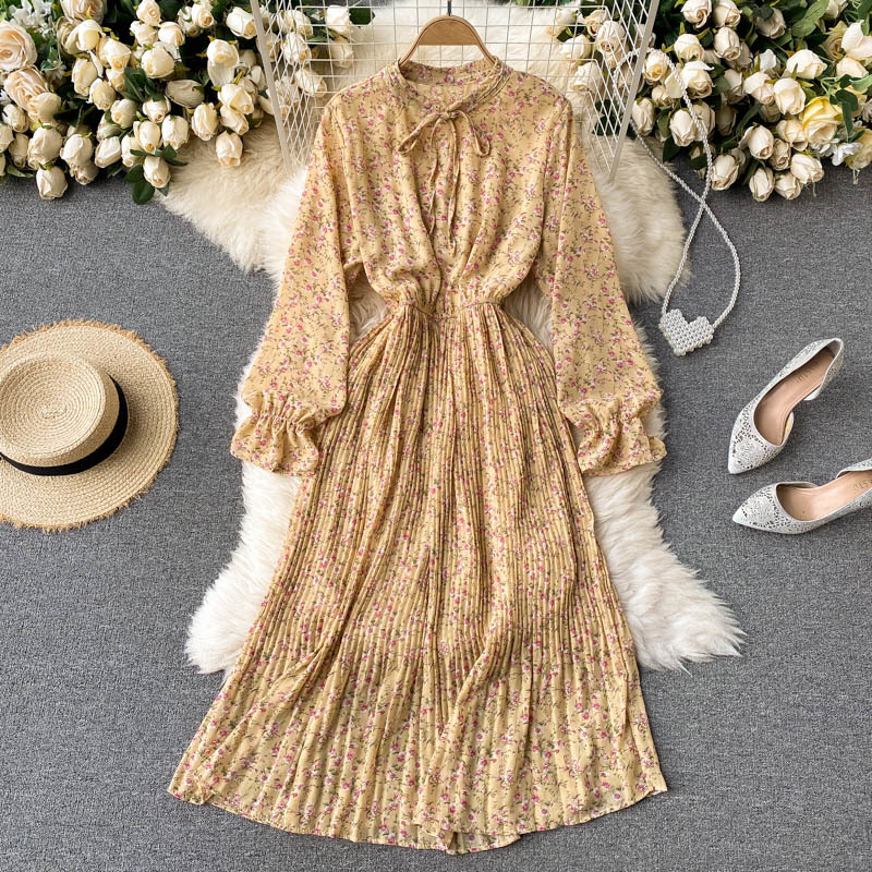 2021 New singiny floral feminine sweet puff neck to line dressed autumn boho impression holiday long dress G1RN, Black
2021 New singiny floral feminine sweet puff neck to line dressed autumn boho impression holiday long dress G1RN, Black