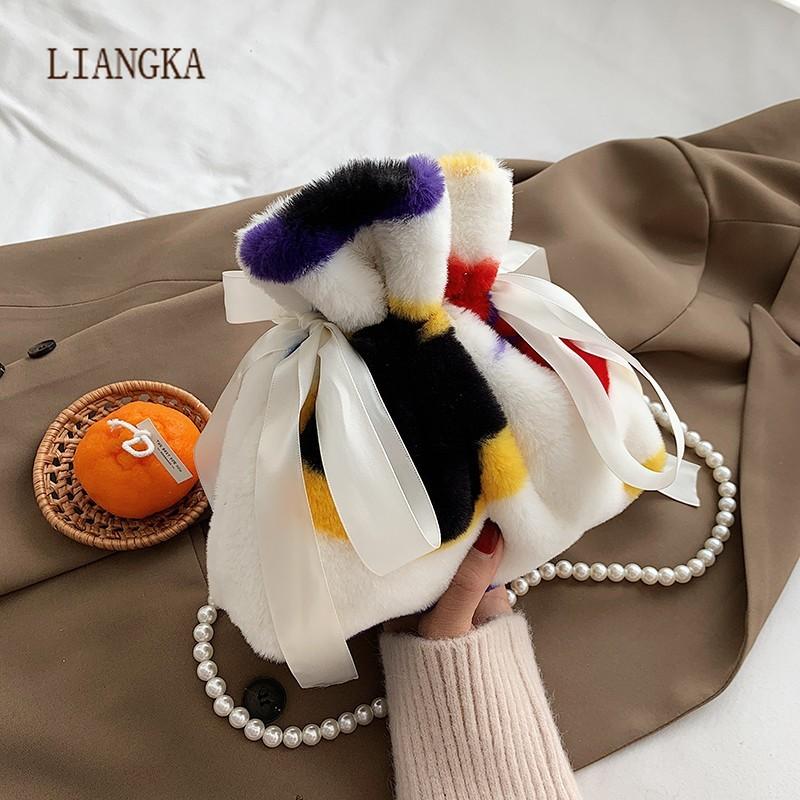 Ribbon Bow Drawstring Bucket Bag 2021 Winter New High-quality Soft Plush Contrast Color Pearl Strap Shoulder Messenger Bags, Black
Ribbon Bow Drawstring Bucket Bag 2021 Winter New High-quality Soft Plush Contrast Color Pearl Strap Shoulder Messenger Bags, Black