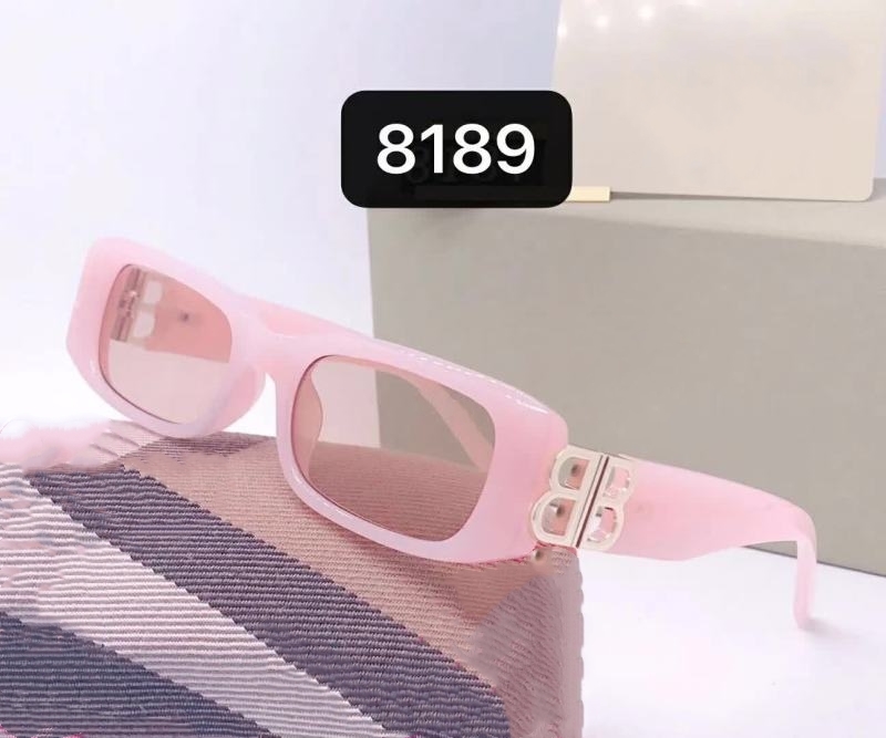 official 8189 popular sunglasses designer sunglasses metal letter BB sunglasses square frame sun protection glasses top quality, White;black
official 8189 popular sunglasses designer sunglasses metal letter BB sunglasses square frame sun protection glasses top quality, White;black