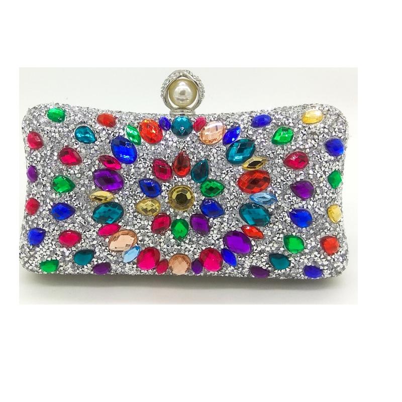 Fashion evening bag Vintage shinning Clutch Bag hollow relief diamond luxury handbag banquet party purse women's Shoulder, Black
Fashion evening bag Vintage shinning Clutch Bag hollow relief diamond luxury handbag banquet party purse women's Shoulder, Black