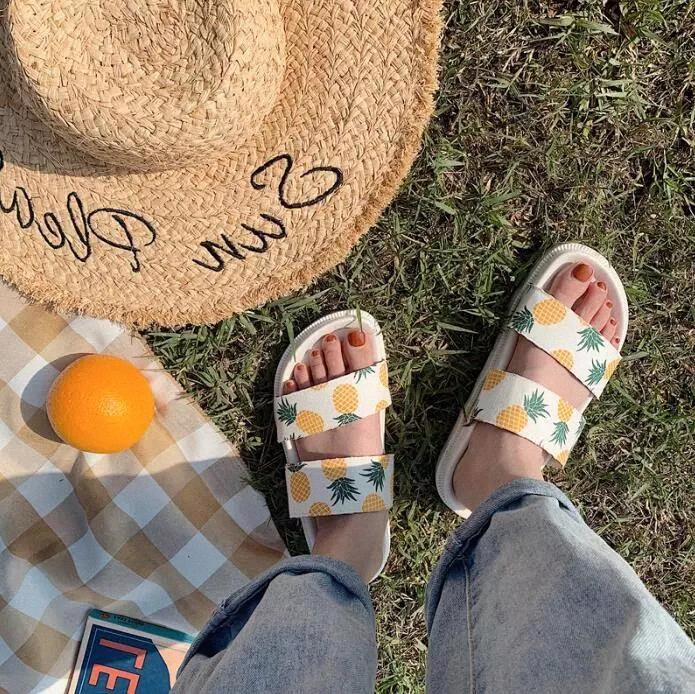 Women Slippers 2020 Summer Fashion Cute Shoes Casual Beach Slippers Pineapple Print Comfortable Slides Outside Rubber Sandals #hm0N, Black
Women Slippers 2020 Summer Fashion Cute Shoes Casual Beach Slippers Pineapple Print Comfortable Slides Outside Rubber Sandals #hm0N, Black