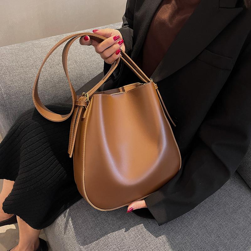 Evening Bags Large Capacity Designer Handbag Women's Leather Shoulder For Women Shopping Crossbody Ladies Messenger Female Shopper
Evening Bags Large Capacity Designer Handbag Women's Leather Shoulder For Women Shopping Crossbody Ladies Messenger Female Shopper