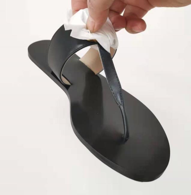 Fashion Women Leather Flat Slippers Double Mental Lady Flip Flop Rubber Sole Beach Slipper, Slipper dustbag
Fashion Women Leather Flat Slippers Double Mental Lady Flip Flop Rubber Sole Beach Slipper, Slipper dustbag