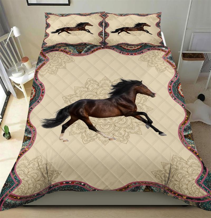 Horse birhtday gift 3pcs Quilt pillowcase Bedding Set Quilted Duvet Cover Bed Cover Set Home Textiles
Horse birhtday gift 3pcs Quilt pillowcase Bedding Set Quilted Duvet Cover Bed Cover Set Home Textiles
