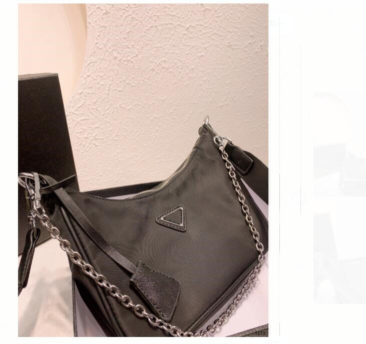 2022 women Classic Diamonds hobo Underarm Totes bag Armpit Handbags Fashion Clutch Purse Multicolor Wallet Hobos High-grade shoulder bags top quality Handbag, Black
2022 women Classic Diamonds hobo Underarm Totes bag Armpit Handbags Fashion Clutch Purse Multicolor Wallet Hobos High-grade shoulder bags top quality Handbag, Black