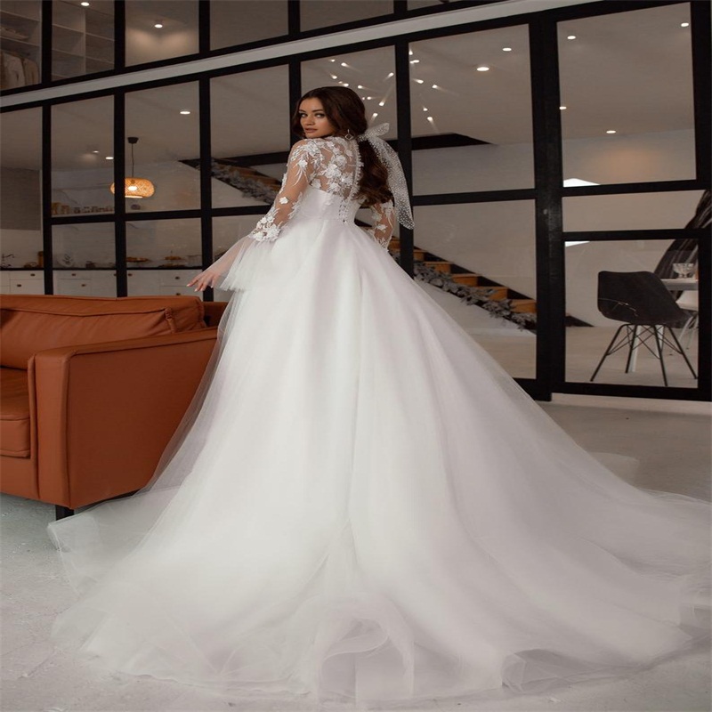 Princess Design A Line Wedding Dresses High Neck Long Sleeves Appliqued Lace Beach Bridal Gowns Custom Made Ruched Tulle Robes De Mariee