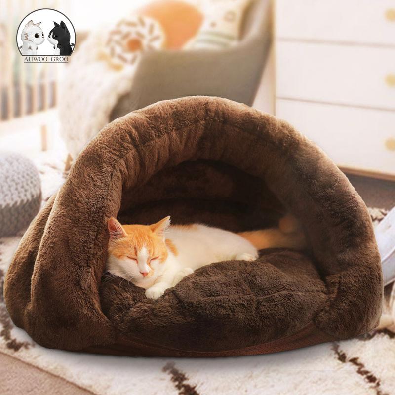 Triangle Pet bed for Small Cats Dogs Soft Nest Kennel Bed Cave House Sleeping Bag Mat Pad Tent Pets Winter Warm Cozy Beds Supply
Triangle Pet bed for Small Cats Dogs Soft Nest Kennel Bed Cave House Sleeping Bag Mat Pad Tent Pets Winter Warm Cozy Beds Supply