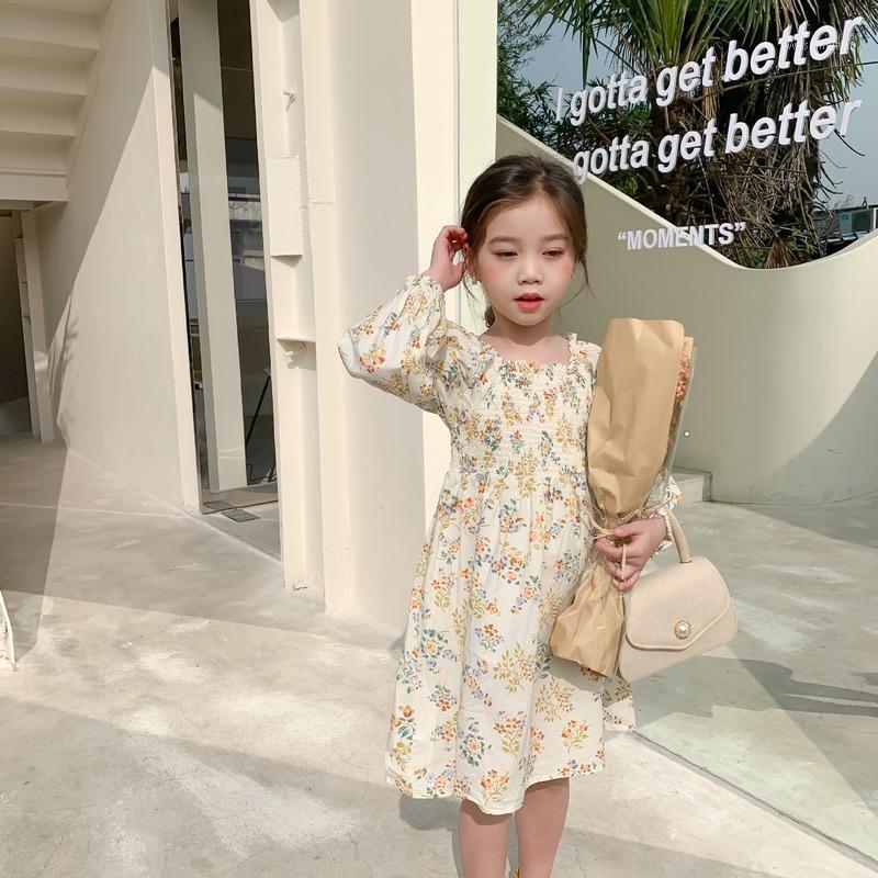 French Shredded Flower Dresses for Cute Girls New Spring Kids Aline Dress Lattern Sleeve Girl Cotton Dress Infant Baby Clothing1, Yellow
French Shredded Flower Dresses for Cute Girls New Spring Kids Aline Dress Lattern Sleeve Girl Cotton Dress Infant Baby Clothing1, Yellow