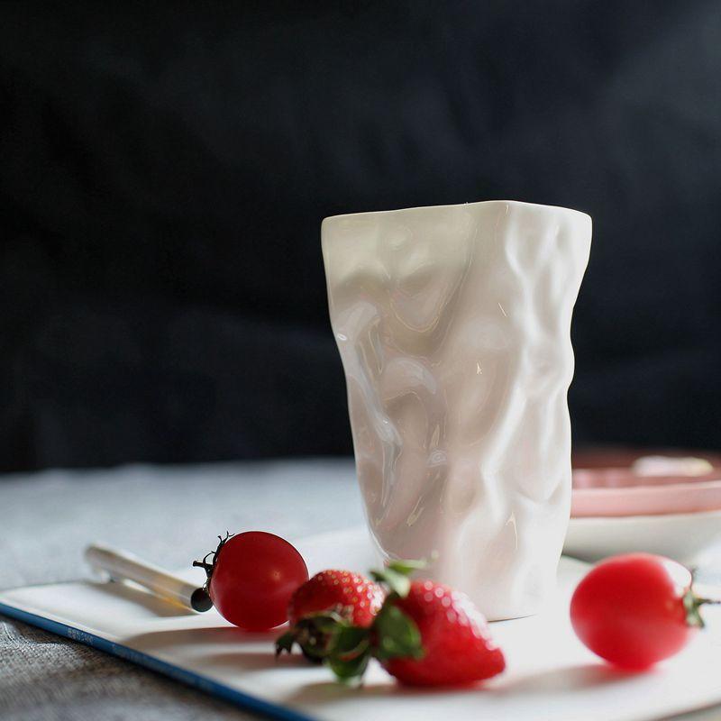 Creative Art Design Crumpled Coffee Mug BPA Lead Free Bone China White Origami Canecas Tazas Para Cafe Lemonade Coffe Cup Xicara
Creative Art Design Crumpled Coffee Mug BPA Lead Free Bone China White Origami Canecas Tazas Para Cafe Lemonade Coffe Cup Xicara