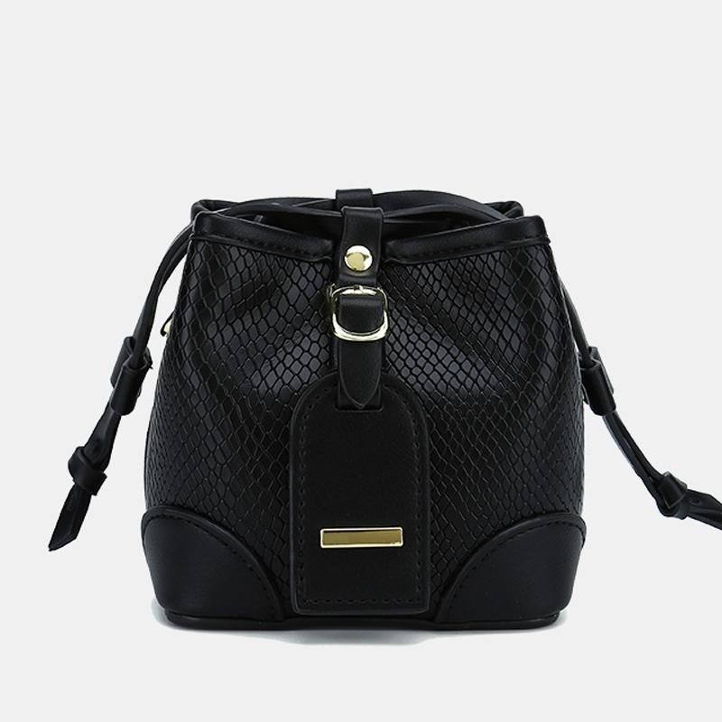 Winter New Fashion Women's Shoulder Bags Runway Designer Shoulder Casual Bucket Bag Holiday Vacation Bag, Color 2
Winter New Fashion Women's Shoulder Bags Runway Designer Shoulder Casual Bucket Bag Holiday Vacation Bag, Color 2