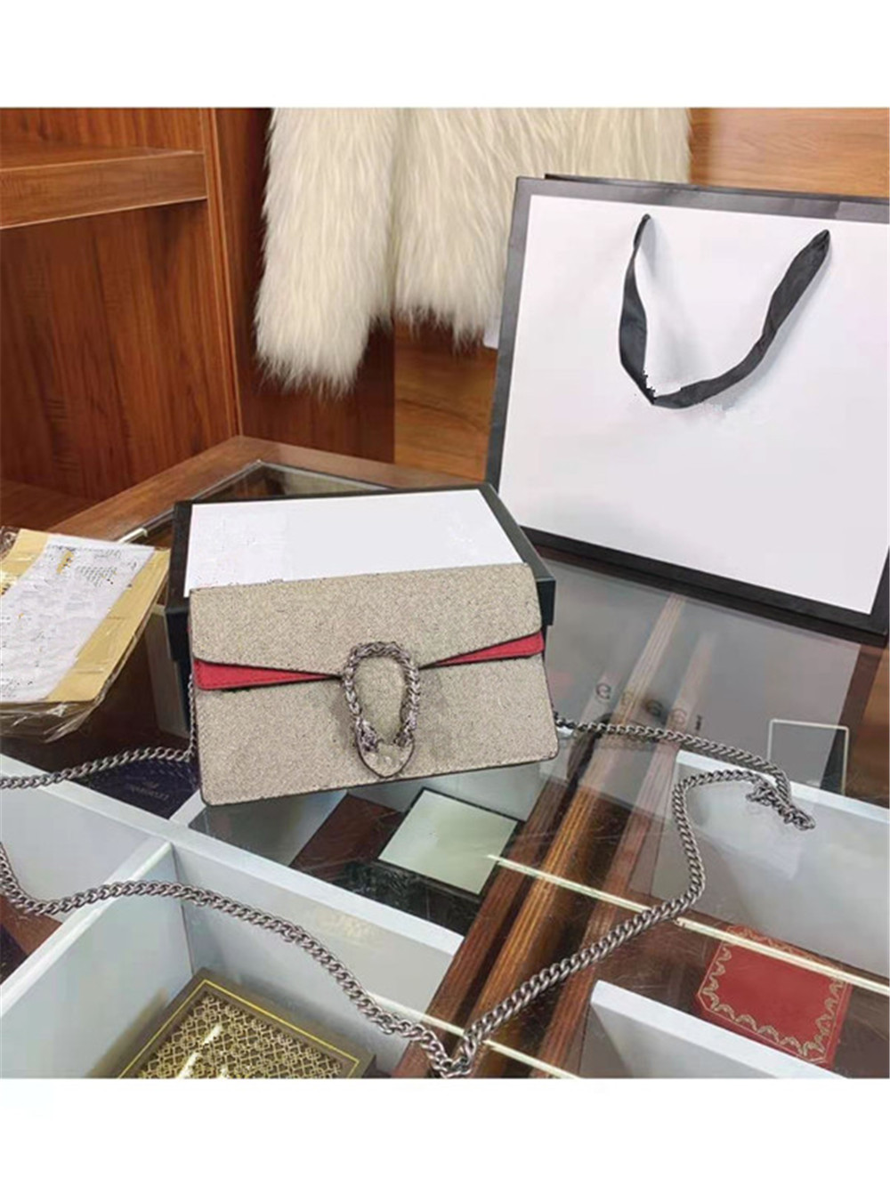 Dionysian Chain Handbag Shoulder Bucket Women Messenger Womens Bags Woman His Mobile Phone Printing Mini Party Ladies Handbags, Red
Dionysian Chain Handbag Shoulder Bucket Women Messenger Womens Bags Woman His Mobile Phone Printing Mini Party Ladies Handbags, Red