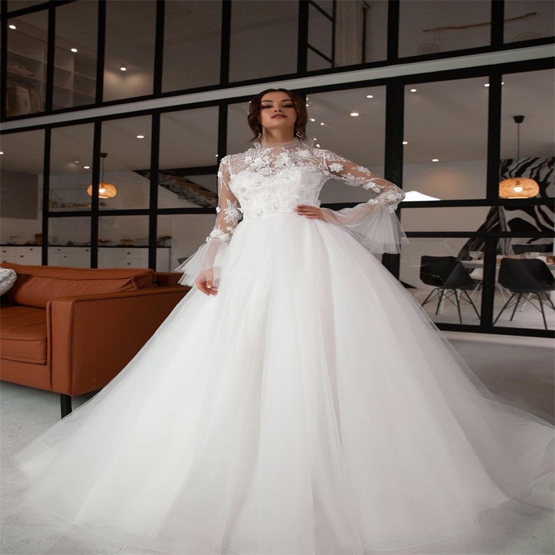 Princess Design A Line Wedding Dresses High Neck Long Sleeves Appliqued Lace Beach Bridal Gowns Custom Made Ruched Tulle Robes De Mariee