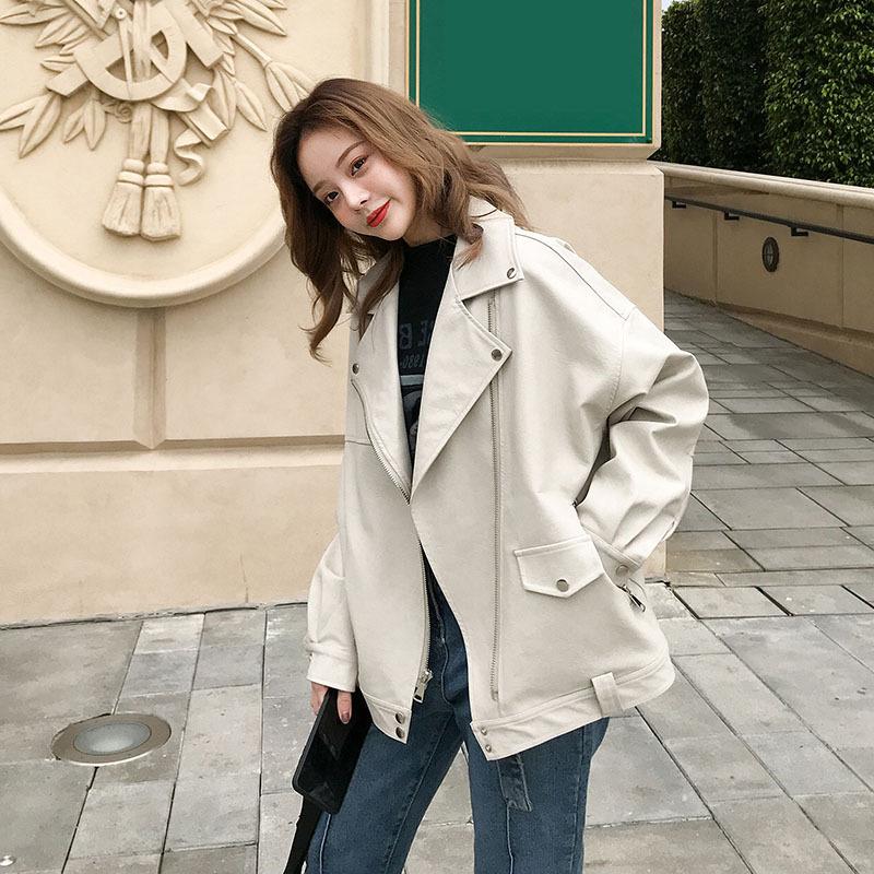 Johnature 2020 Autumn New Fashion Koean PU Leather Jackets Women Turn-down Collar Zippers Streetwear Loose Solid Colors Coats, Black
Johnature 2020 Autumn New Fashion Koean PU Leather Jackets Women Turn-down Collar Zippers Streetwear Loose Solid Colors Coats, Black