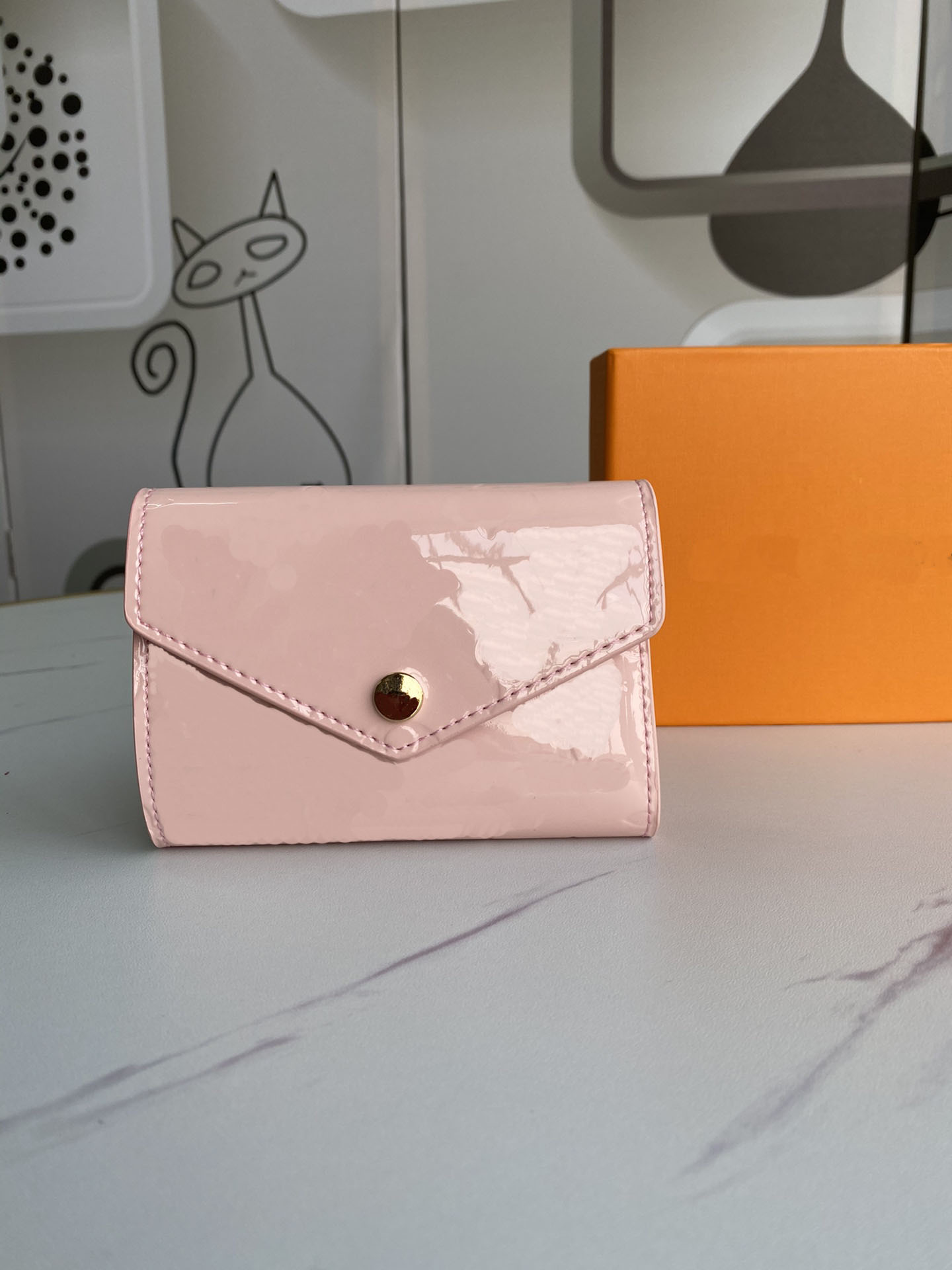 Original 2021 new style female designer ladies coin purse ladies Empreinte patent leather short wallet wallet credit card holder bag box, 2#41938
Original 2021 new style female designer ladies coin purse ladies Empreinte patent leather short wallet wallet credit card holder bag box, 2#41938