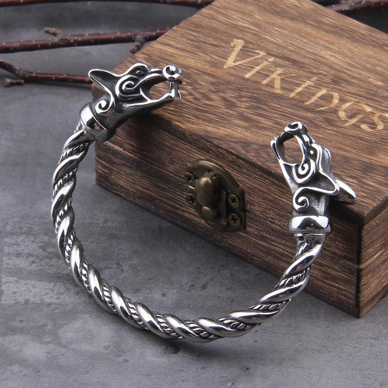 Stainless Steel Nordic Viking Norse Wolf Bracelet adjustable Men Wristband Cuff Bracelets with Viking Wooden Box
Stainless Steel Nordic Viking Norse Wolf Bracelet adjustable Men Wristband Cuff Bracelets with Viking Wooden Box