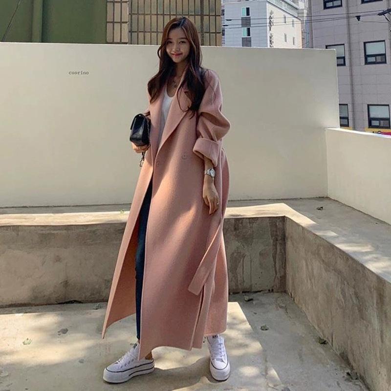Hepburn wind double-sided cashmere coat female in South Korea' new winter long long side split pink cloth coat, Black
Hepburn wind double-sided cashmere coat female in South Korea' new winter long long side split pink cloth coat, Black