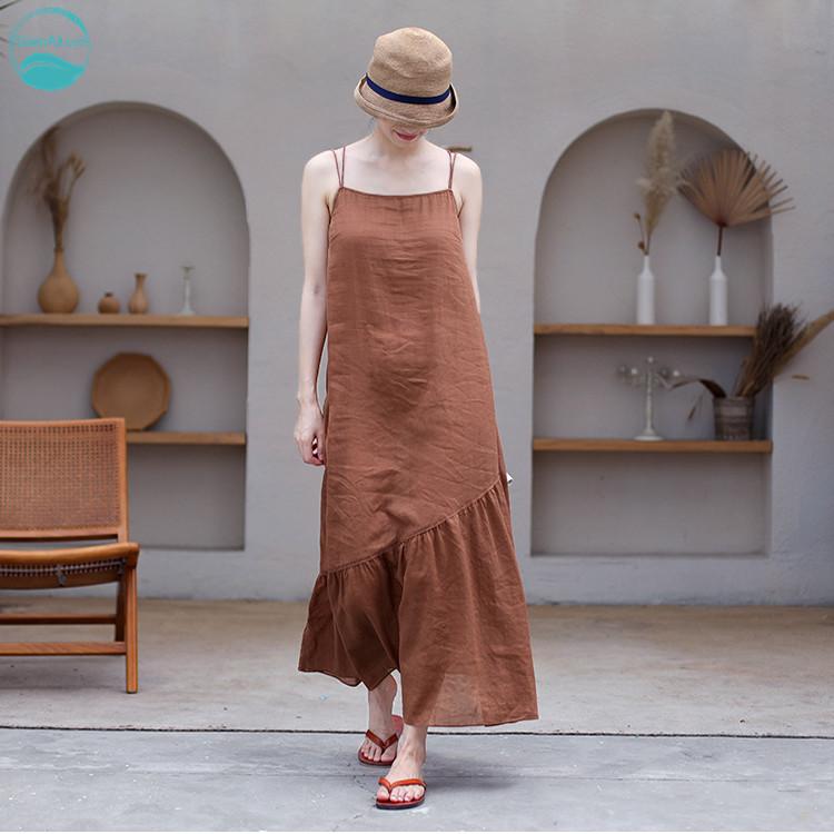 LinenAll Summer dark brown ramie light and slender hem ruffled bottoming suspender dress
LinenAll Summer dark brown ramie light and slender hem ruffled bottoming suspender dress