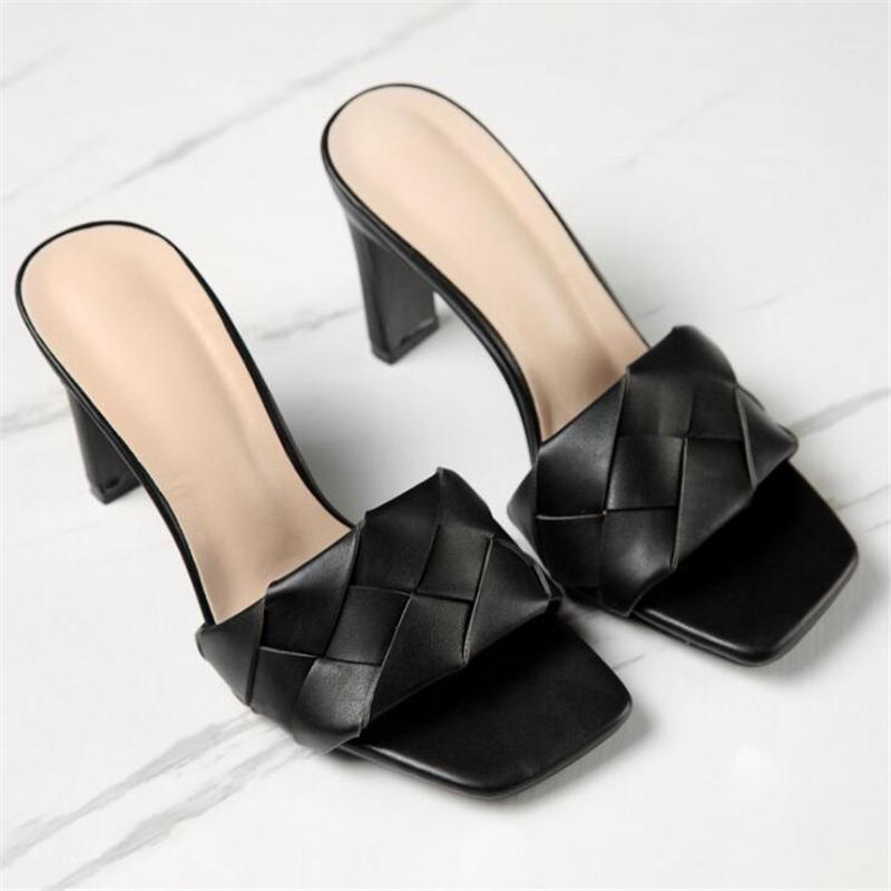Luxury Design Women Slipper Summer Outdoor Sandal Square High Heels Mules Slip On Sandals Open Toe Women Slides Beach Flip Flops1, White
Luxury Design Women Slipper Summer Outdoor Sandal Square High Heels Mules Slip On Sandals Open Toe Women Slides Beach Flip Flops1, White