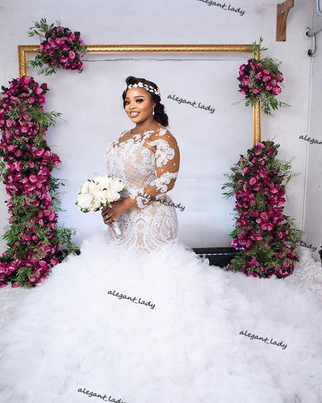 Plus Size Mermaid Lace Wedding Dresses with detachable train Long Sleeves Beaded african Bridal Gowns Sweep Train robe de mariée