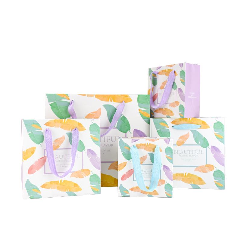 Gift Wrap Creative Blue Purple Fresh Bag Portable Paper Wedding Birthday Chocolate Cookies Candy Cake Packaging
Gift Wrap Creative Blue Purple Fresh Bag Portable Paper Wedding Birthday Chocolate Cookies Candy Cake Packaging
