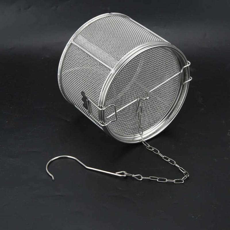 Stainless Steel Ball Strainer Stainless Steel Mutifunctional Seasonings Seperation for Filtering All Types of Leaf
Stainless Steel Ball Strainer Stainless Steel Mutifunctional Seasonings Seperation for Filtering All Types of Leaf
