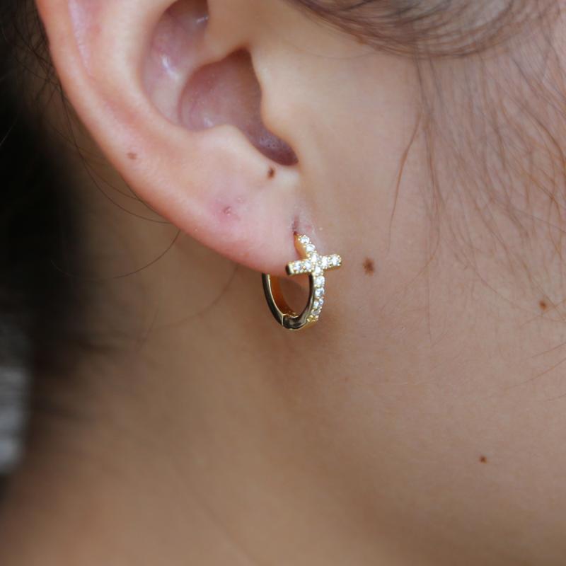 Hoop & Huggie Mini Cross Micro Pave Cz Hoops Simple Cute Girl Women Classic Fashion Earring
Hoop & Huggie Mini Cross Micro Pave Cz Hoops Simple Cute Girl Women Classic Fashion Earring
