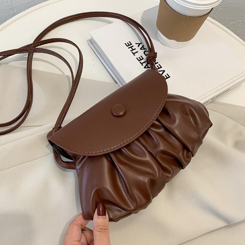 Luxury 2020 bag for women, pleated , Retro Texture Messenger Bag Simple single shoulder for women, Black
Luxury 2020 bag for women, pleated , Retro Texture Messenger Bag Simple single shoulder for women, Black