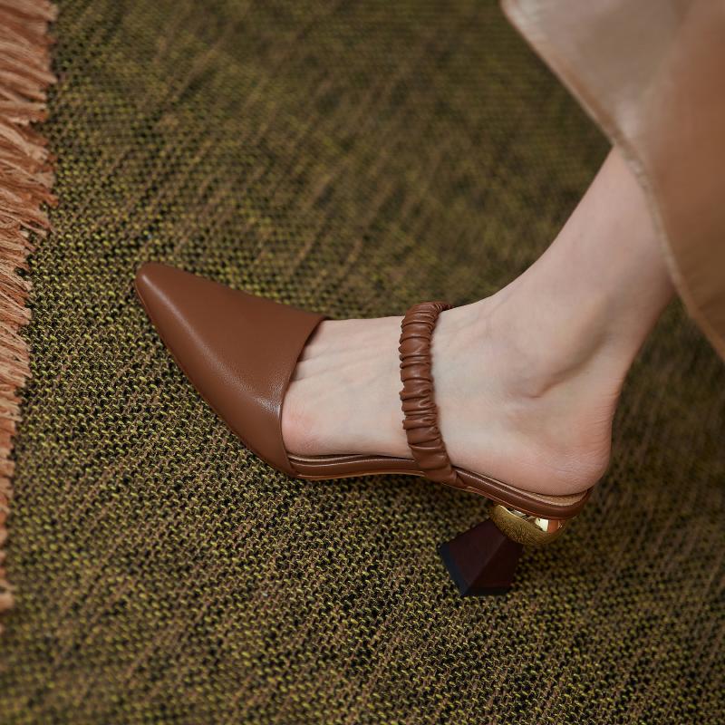 2021 Women sandals Women's shoes 22-25cm natural leather Pointed toe shaped heel spring and summer sandals sandalias de mujer, Brown
2021 Women sandals Women's shoes 22-25cm natural leather Pointed toe shaped heel spring and summer sandals sandalias de mujer, Brown
