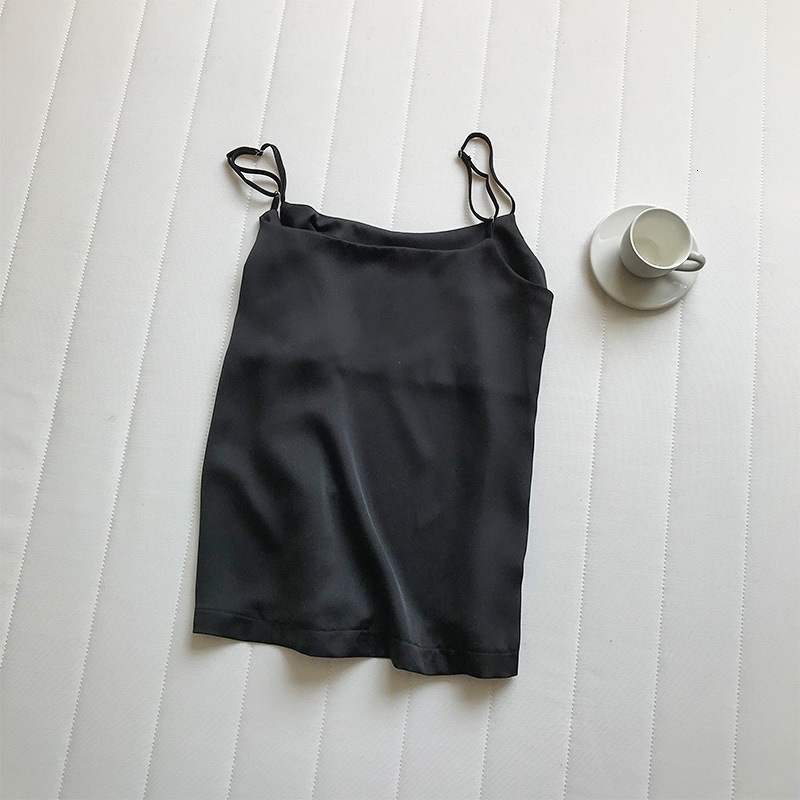 2021 New High Quality Summer Satin Women Camiole Chic Tops Female Short Sexy Solid V-neck Loose Casual Camis Strapless Top Smooth 49b5, Black
2021 New High Quality Summer Satin Women Camiole Chic Tops Female Short Sexy Solid V-neck Loose Casual Camis Strapless Top Smooth 49b5, Black