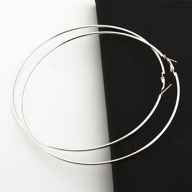 GEOMEE 1Pair Surper Big Size Hoop Earrings153mm Diameter Gold Metal Big Hoops Exaggerated Piercing Brinco Pendientes E221 
GEOMEE 1Pair Surper Big Size Hoop Earrings153mm Diameter Gold Metal Big Hoops Exaggerated Piercing Brinco Pendientes E221