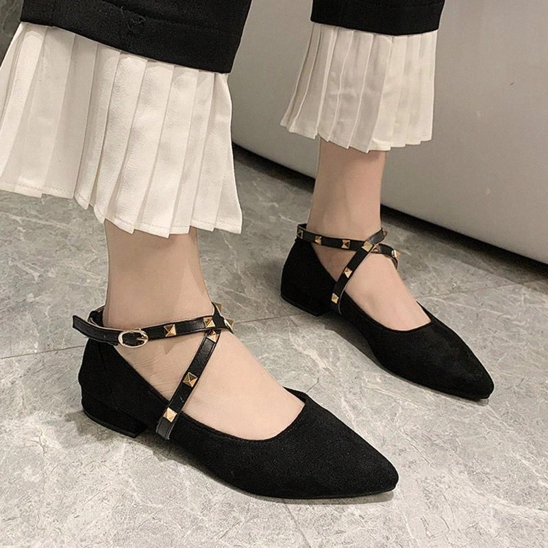 Plus Size 41 Women Flats Cross-tied Ankle Strap Flats Faux Suede Shallow Shoes Pointed Toe Black Sexy Rivets Female Shoes 8266N #NO7n
Plus Size 41 Women Flats Cross-tied Ankle Strap Flats Faux Suede Shallow Shoes Pointed Toe Black Sexy Rivets Female Shoes 8266N #NO7n