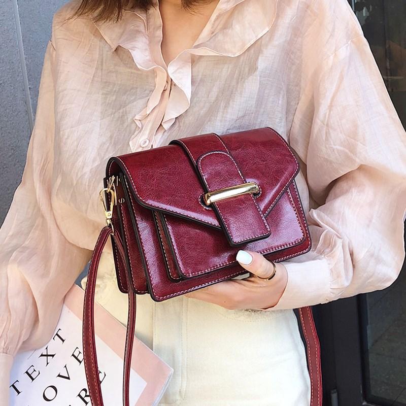 Luxury Women Brand Bags 2021 New Retro Small Square Shoulder Bag Casual Quality Pu Leather Messenger Bag Fashion Vintage Handbag, Black
Luxury Women Brand Bags 2021 New Retro Small Square Shoulder Bag Casual Quality Pu Leather Messenger Bag Fashion Vintage Handbag, Black