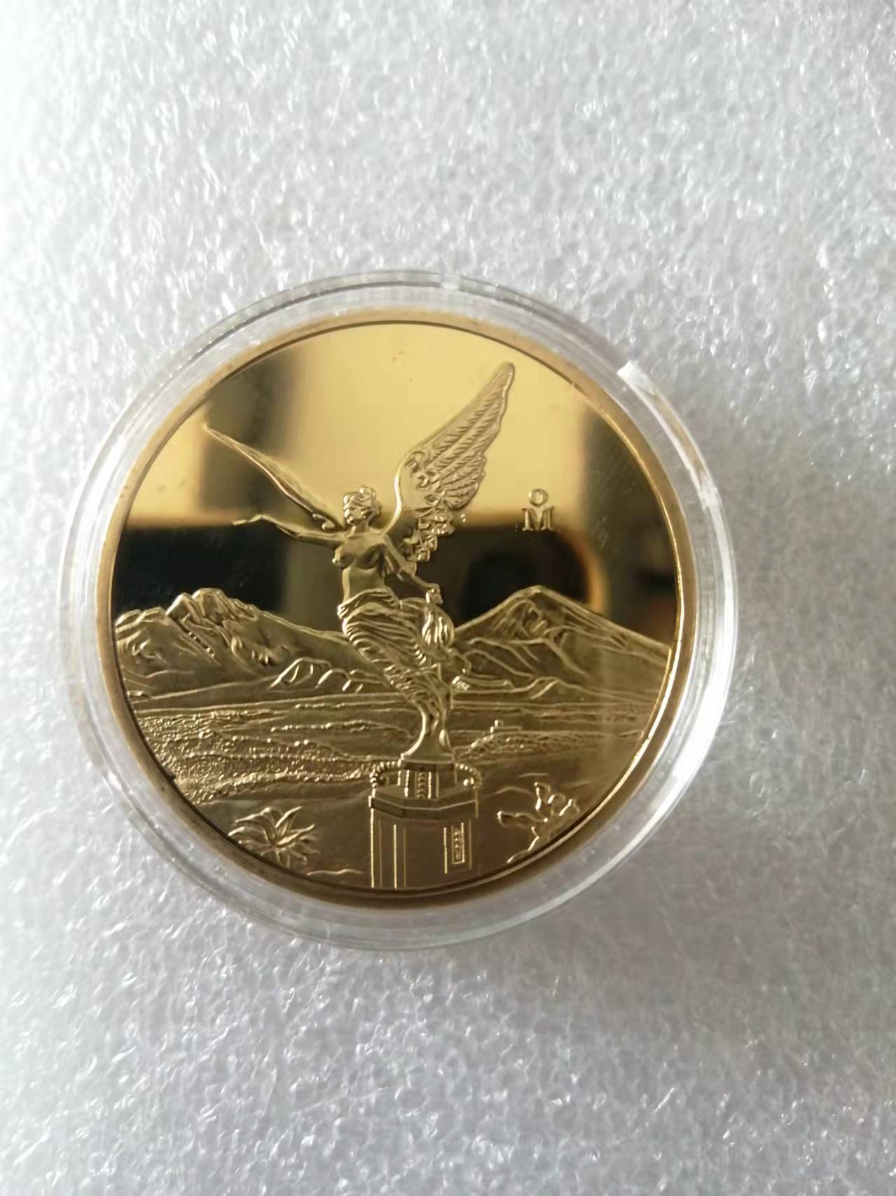 Mexico Liberty gift Gold Plated Coin Commemorative Eagle Snake Coins Collection Gifts
Mexico Liberty gift Gold Plated Coin Commemorative Eagle Snake Coins Collection Gifts