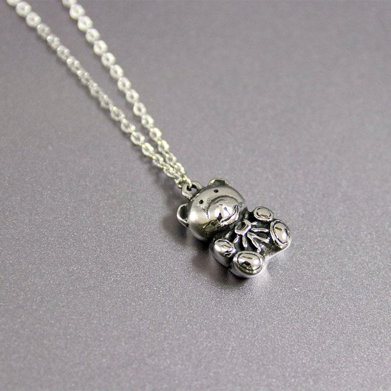 1pc Little Teddy Bear Doll Stainless Steel Custom Necklace Vintage 3D Animal Pendants Necklaces Women Kids MemorialJewelry
1pc Little Teddy Bear Doll Stainless Steel Custom Necklace Vintage 3D Animal Pendants Necklaces Women Kids MemorialJewelry