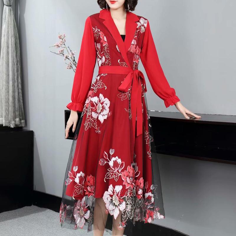 Autumn New Style Sexy V-Neck Long-Sleeved Retro Embroidery Flower Belt Tulle Mid-Length Dress High Quality Women' Clothing, Red
Autumn New Style Sexy V-Neck Long-Sleeved Retro Embroidery Flower Belt Tulle Mid-Length Dress High Quality Women' Clothing, Red
