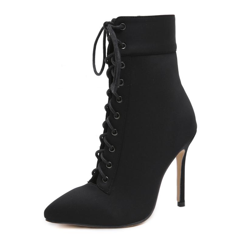2020 Autumn Winter Women Ankle Boots Woman Female High Heels Black Gladiator Short Boots women Lace up Rivets botas mujer, Beige
2020 Autumn Winter Women Ankle Boots Woman Female High Heels Black Gladiator Short Boots women Lace up Rivets botas mujer, Beige