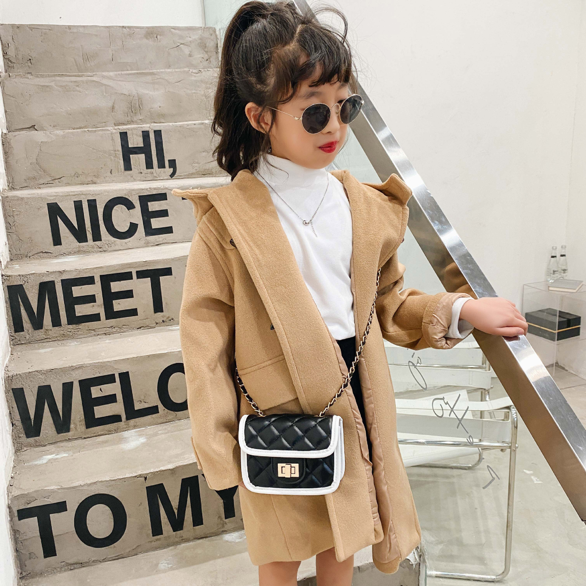 Free DHL INS PU Quality Kids Girls Purse Handbag Solid Colors Mother And Me Stylish Children School One-shoulder Bags, Mixed colors please remark 1-6
Free DHL INS PU Quality Kids Girls Purse Handbag Solid Colors Mother And Me Stylish Children School One-shoulder Bags, Mixed colors please remark 1-6