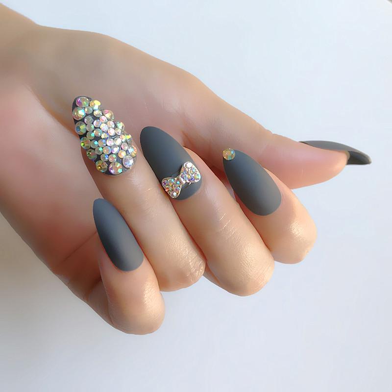 Nail SalonCustom-Made Rhinestone Ballet Nail Fake Nails Medium Pointed Art Design Gray Coffin French shiny false nails Noble, Hs29hd24
Nail SalonCustom-Made Rhinestone Ballet Nail Fake Nails Medium Pointed Art Design Gray Coffin French shiny false nails Noble, Hs29hd24