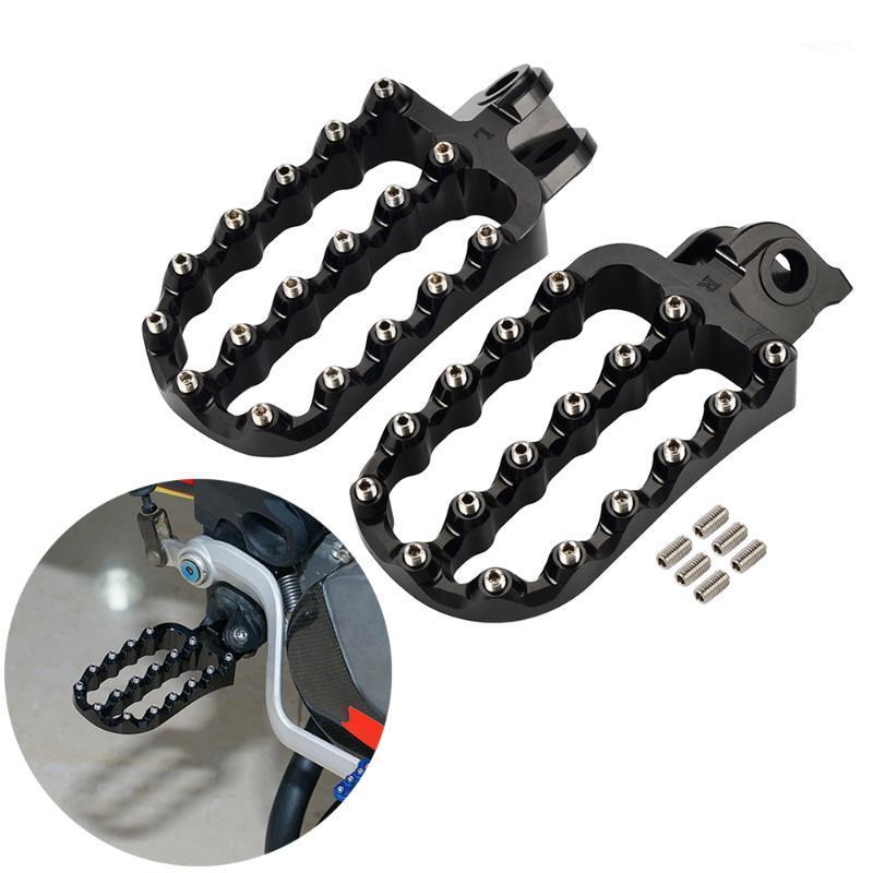 CNC Foot Pegs Rest Footpeg Footrest For 790 950 990 1050 1090 1190 1290 Adventure Supermoto Super Enduro SMT SMR1
CNC Foot Pegs Rest Footpeg Footrest For 790 950 990 1050 1090 1190 1290 Adventure Supermoto Super Enduro SMT SMR1