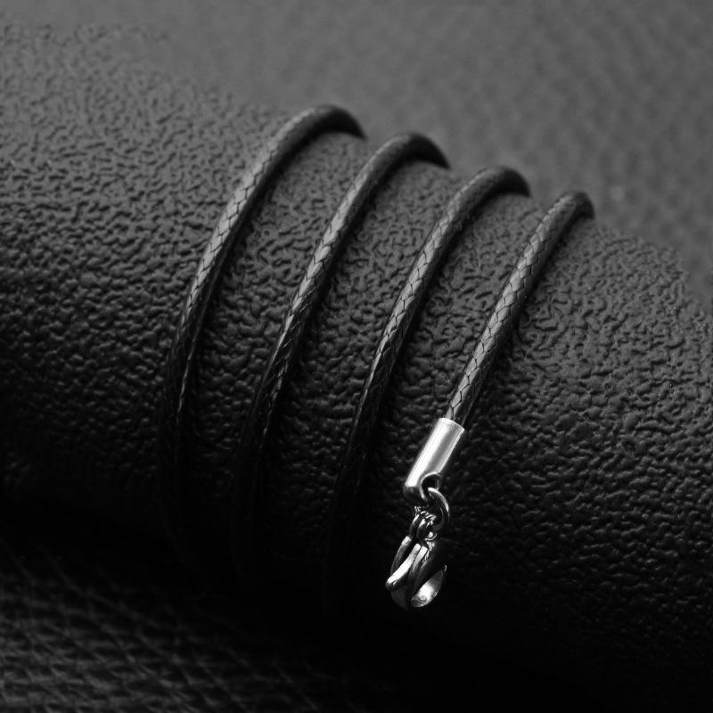 Fashion black wax rope necklace wild simple necklace titanium steel wax rope jewelry hot sale 
Fashion black wax rope necklace wild simple necklace titanium steel wax rope jewelry hot sale