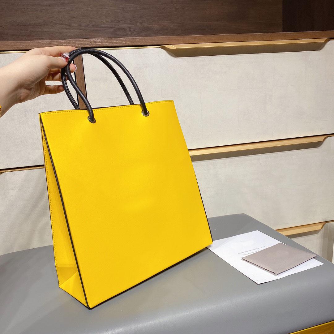 New Tote Luxury Retro 3A Hot Sale Classic Brand 29cm*28cm Black Shopping Bag Leather Large Capacity High Quality Handbag Ladies Shoulder Ba
New Tote Luxury Retro 3A Hot Sale Classic Brand 29cm*28cm Black Shopping Bag Leather Large Capacity High Quality Handbag Ladies Shoulder Ba