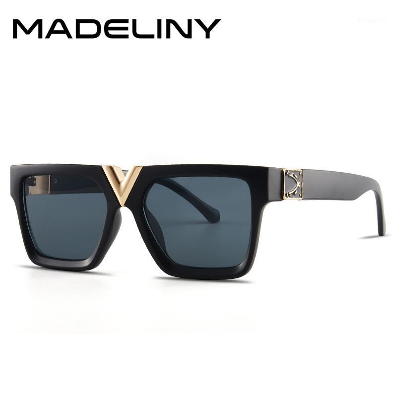 MADELINY 2020 New Square Fashion Sunglasses Women Vintage Brand Designer Plastic Metal Frame Unisex Sunglasses UV400 MA1951
MADELINY 2020 New Square Fashion Sunglasses Women Vintage Brand Designer Plastic Metal Frame Unisex Sunglasses UV400 MA1951