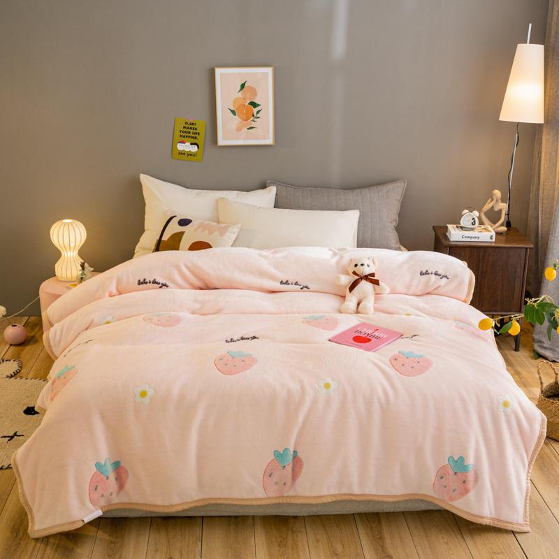High density Coral Fleece soft throw blanket for sofa decoration pink blanket warm cover the bed gift
High density Coral Fleece soft throw blanket for sofa decoration pink blanket warm cover the bed gift
