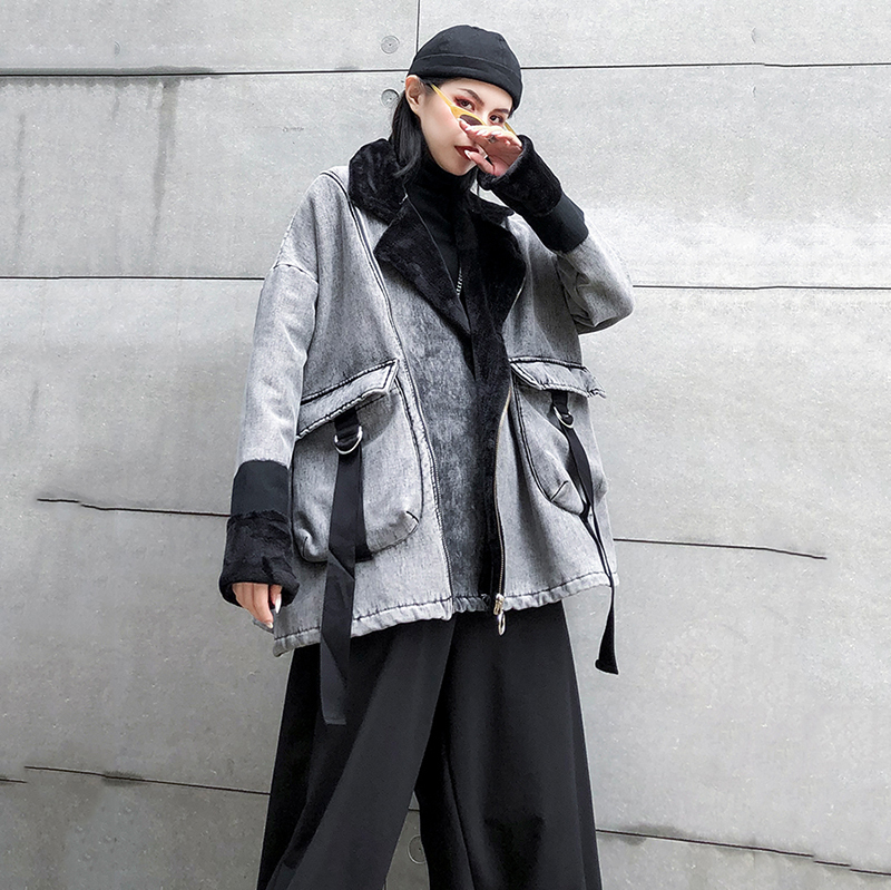 EAM Loose Fit Gray Denim With Velet Big Size Jacket Lapel Long Sleeve Women Coat Fashion Autumn Winter 1DC386 201029