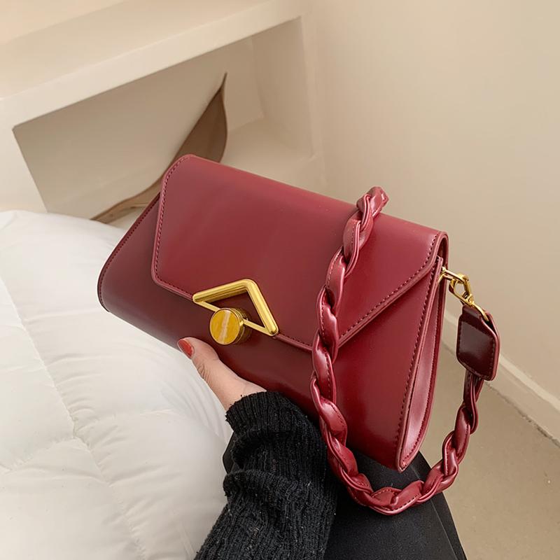 Red Braided Shoulder Strap Brand Bags for Women Small Flap Messenger Money Bag Ladies High Quality Pu Leather Crossbody Handbag, Black
Red Braided Shoulder Strap Brand Bags for Women Small Flap Messenger Money Bag Ladies High Quality Pu Leather Crossbody Handbag, Black