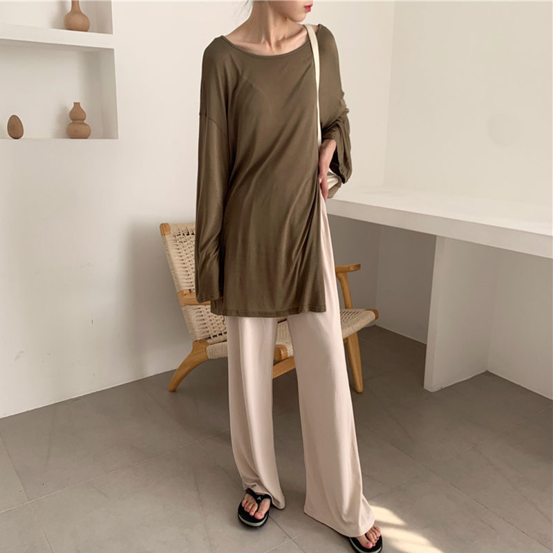 2021 New Large-sized Matching Assemblies of Solid Women's Back-neck Split Hem Loose Tops Wide Leg Ensemble Korean Style Spring Fall BD7D, Army green tops.
2021 New Large-sized Matching Assemblies of Solid Women's Back-neck Split Hem Loose Tops Wide Leg Ensemble Korean Style Spring Fall BD7D, Army green tops.